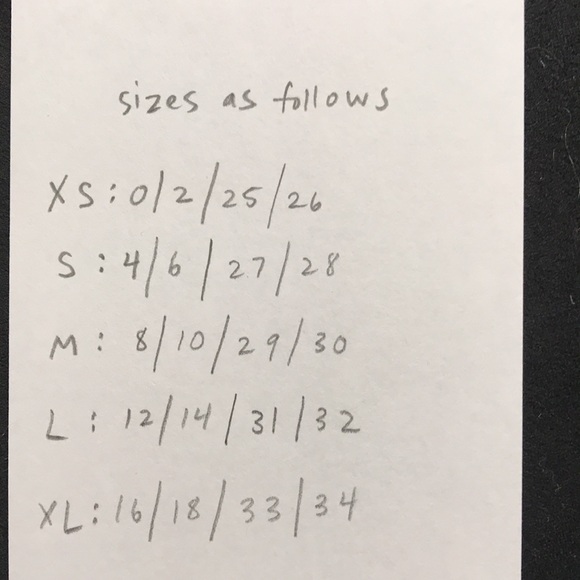 Minimalist Mystery Box - Picture 7 of 9